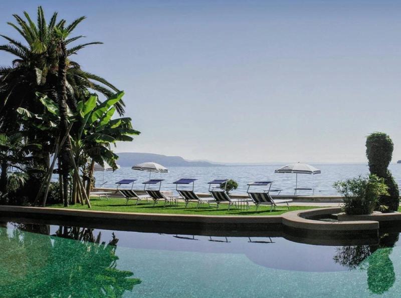 Hotel Monte Baldo E Villa Acquarone ガルドーネ・リヴィエラ エクステリア 写真