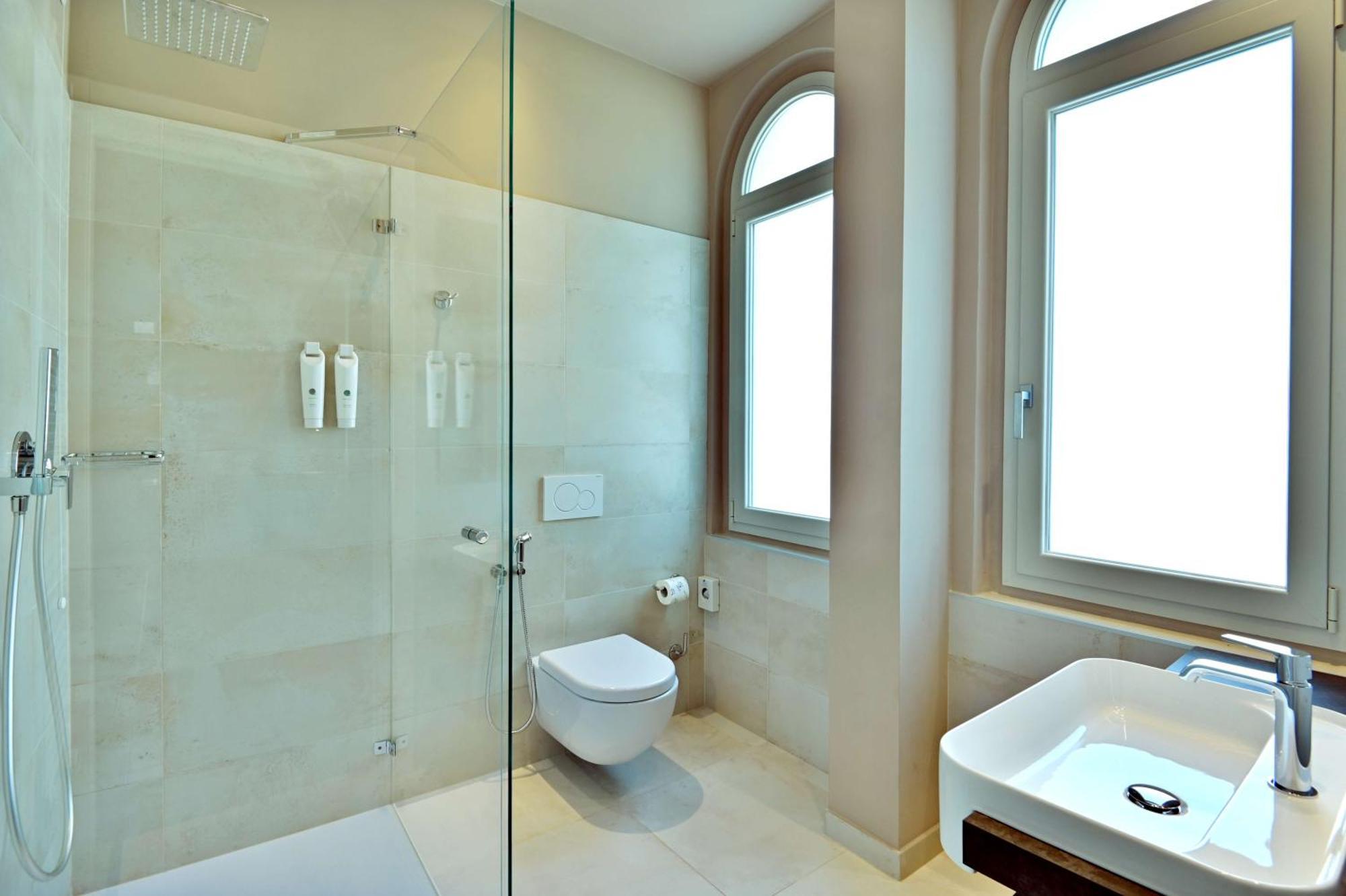 Hotel Monte Baldo E Villa Acquarone ガルドーネ・リヴィエラ 部屋 写真